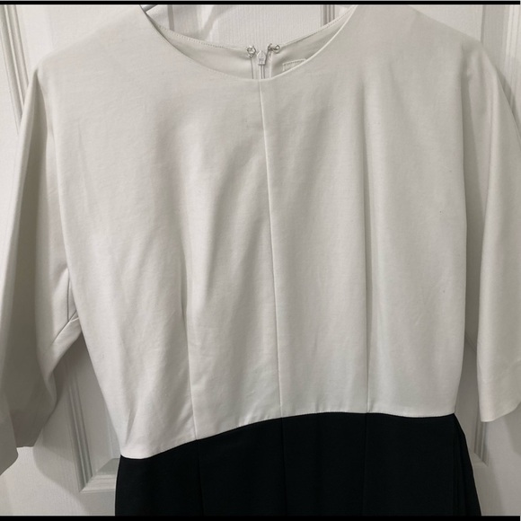 GAP COLOUR BLOCK BLACK and WHITE DRESS - Size 8 - Picture 4 of 10